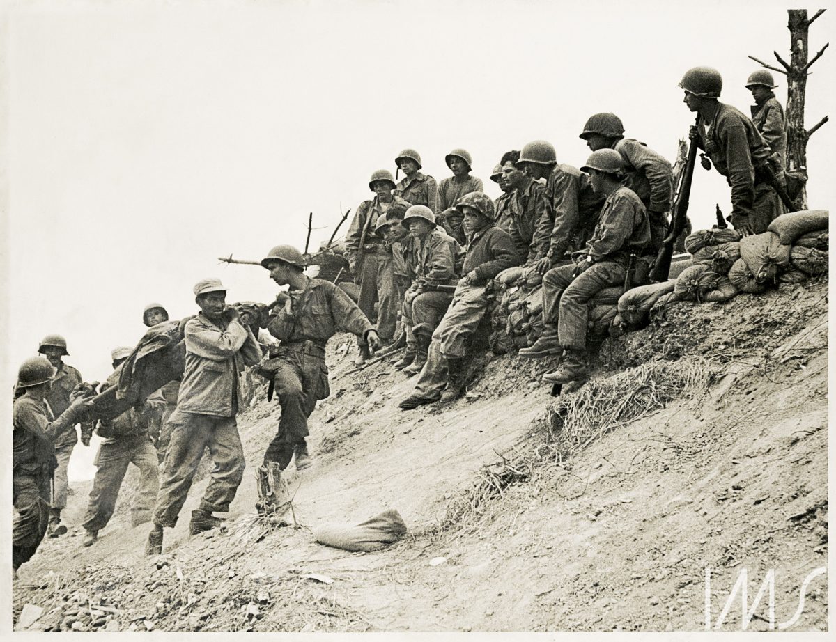 Guerra da Coreia, 1951, Coreia do Sul. Foto de Luciano Carneiro / Acervo IMS