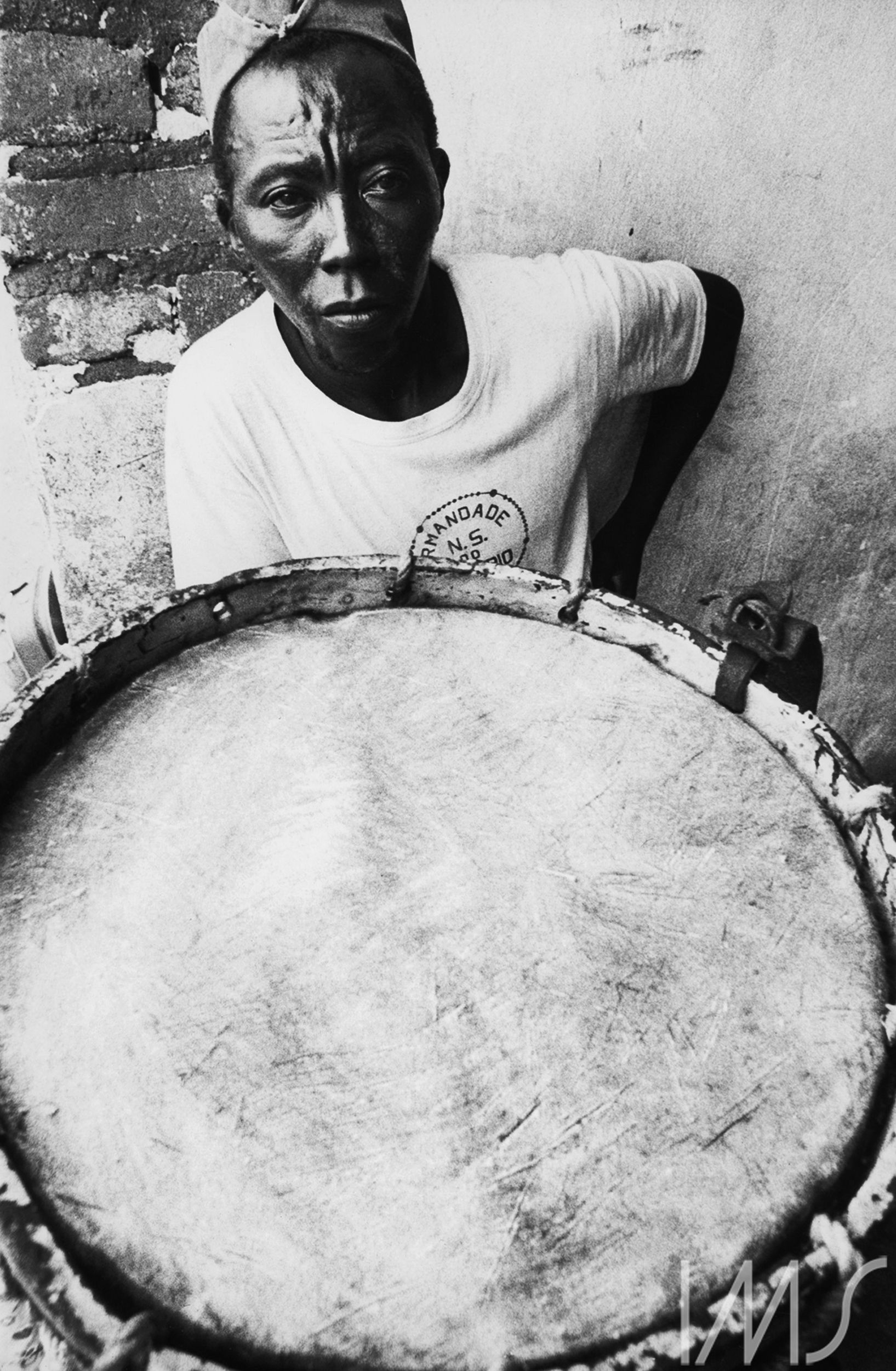 Homem. RN, Brasil, 1974. Foto de Madalena Schwartz/Acervo IMS