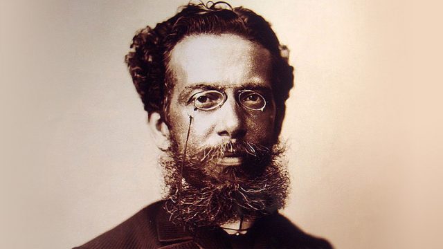 O escritor Machado de Assis, c.1880. Foto de Joaquim Insley Pacheco / Acervo IMS