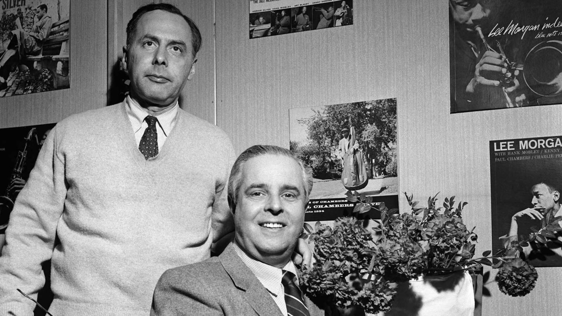 Cena de It Must Schwing!, de Eric Friedler