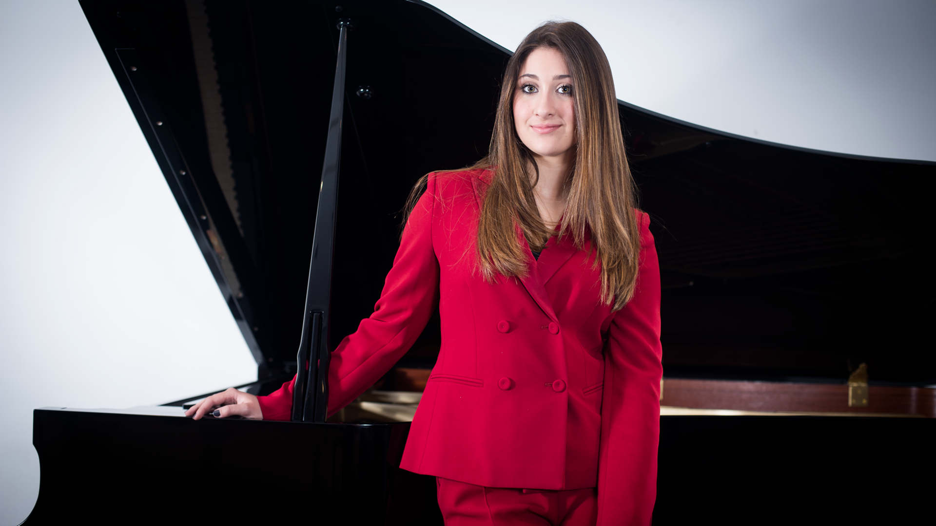A cantora e pianista Charlotte De Melo. Foto de Gilmar Tavares/IMS
