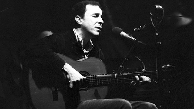 O músico João Gilberto. Foto de Tom Cop / Michael Ochs Archives / Getty Images