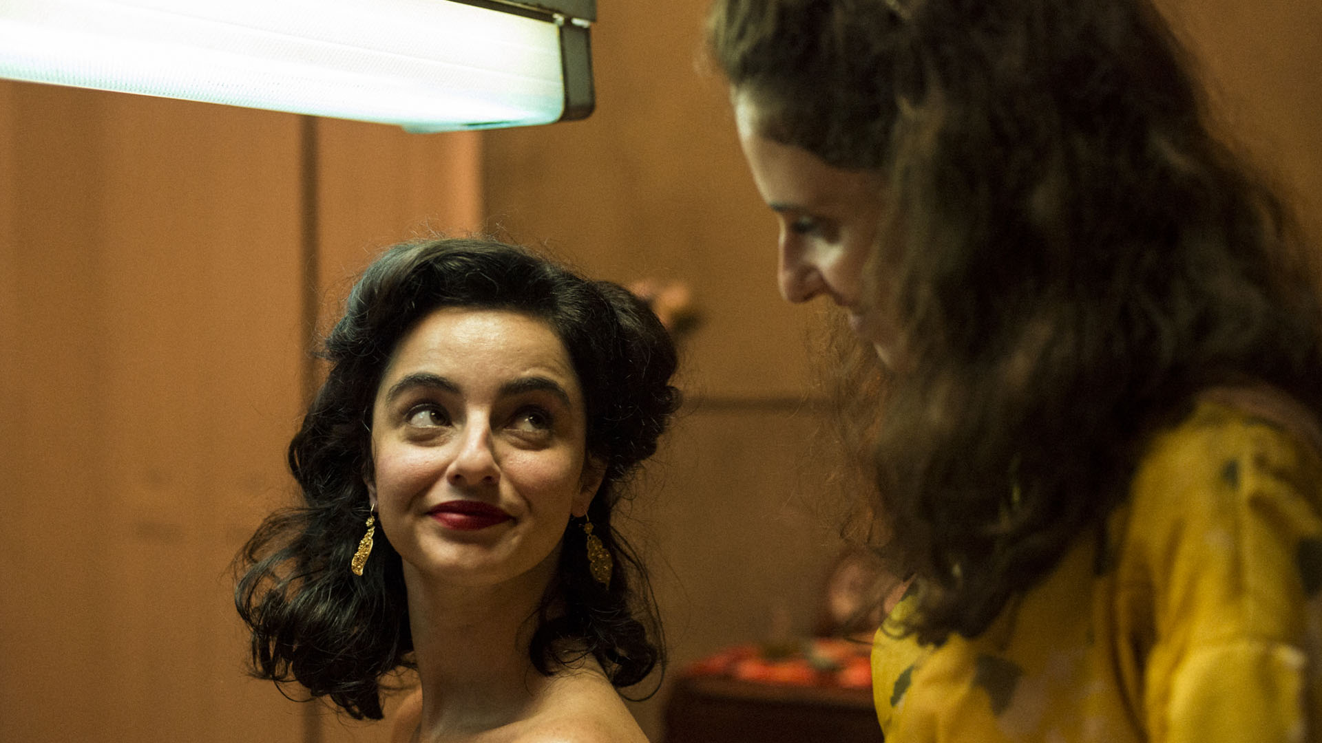 Cena de A vida invisível, de Karim Aïnouz