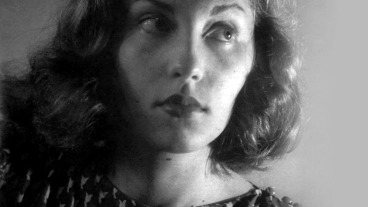 Clarice Lispector. Fotógrafo não identificado. Arquivo Clarice Lispector / Acervo IMS