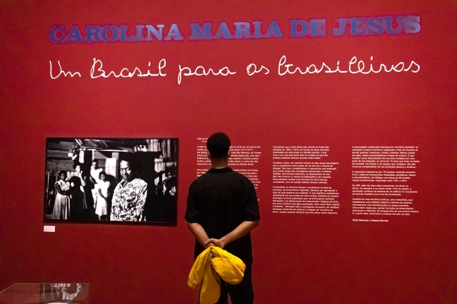 Painel de abertura da exposição <em>Carolina Maria de Jesus: um Brasil para os brasileiros</em>, no IMS Paulista. Foto de Adima Macena.