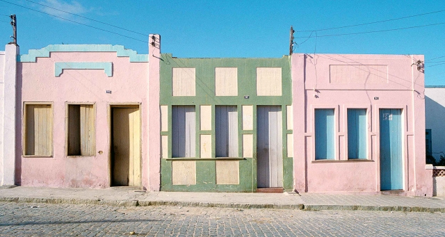 Serrinha, Bahia, 1983. Foto da série Pinturas e platibandas, de Anna Mariani. Acervo IMS / Arquivo Anna Mariani