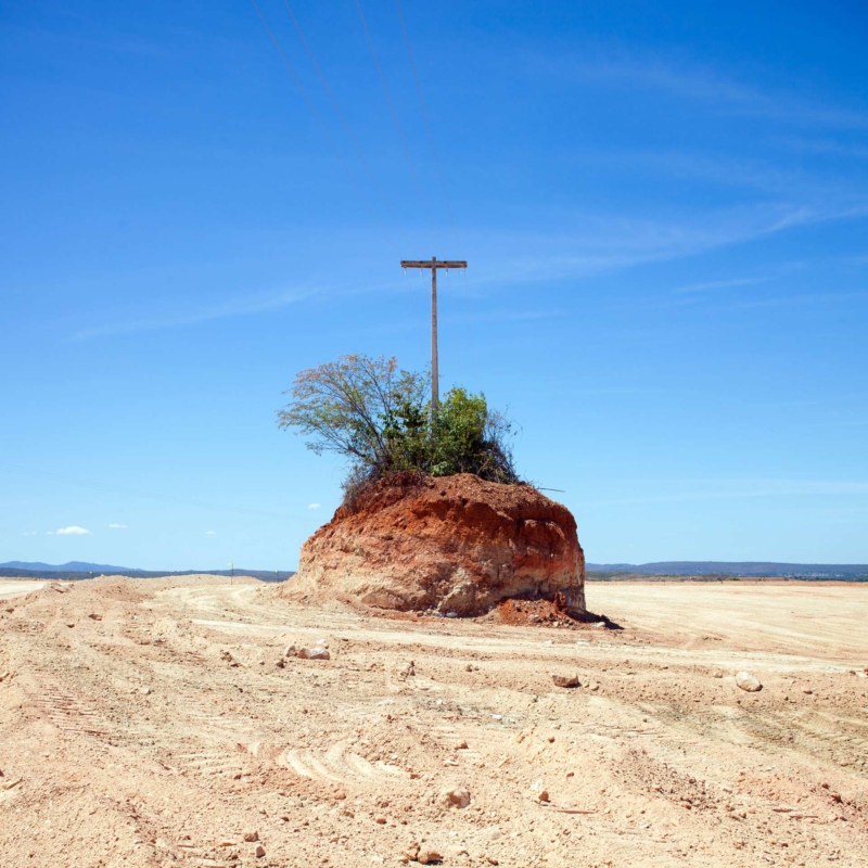 uazeiro do Norte / CE, da série Brasil: o espetáculo do crescimento, 2013. 100 x 100 cm. Coleção de Arte Contemporânea / Acervo IMS 