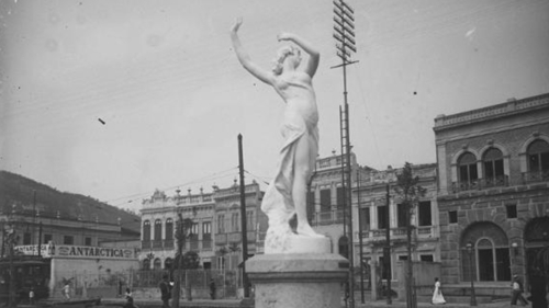 Estátua “Dansarina”, c. 1908. Rio de Janeiro, RJ. Foto de Marc Ferrez / Acervo IMS