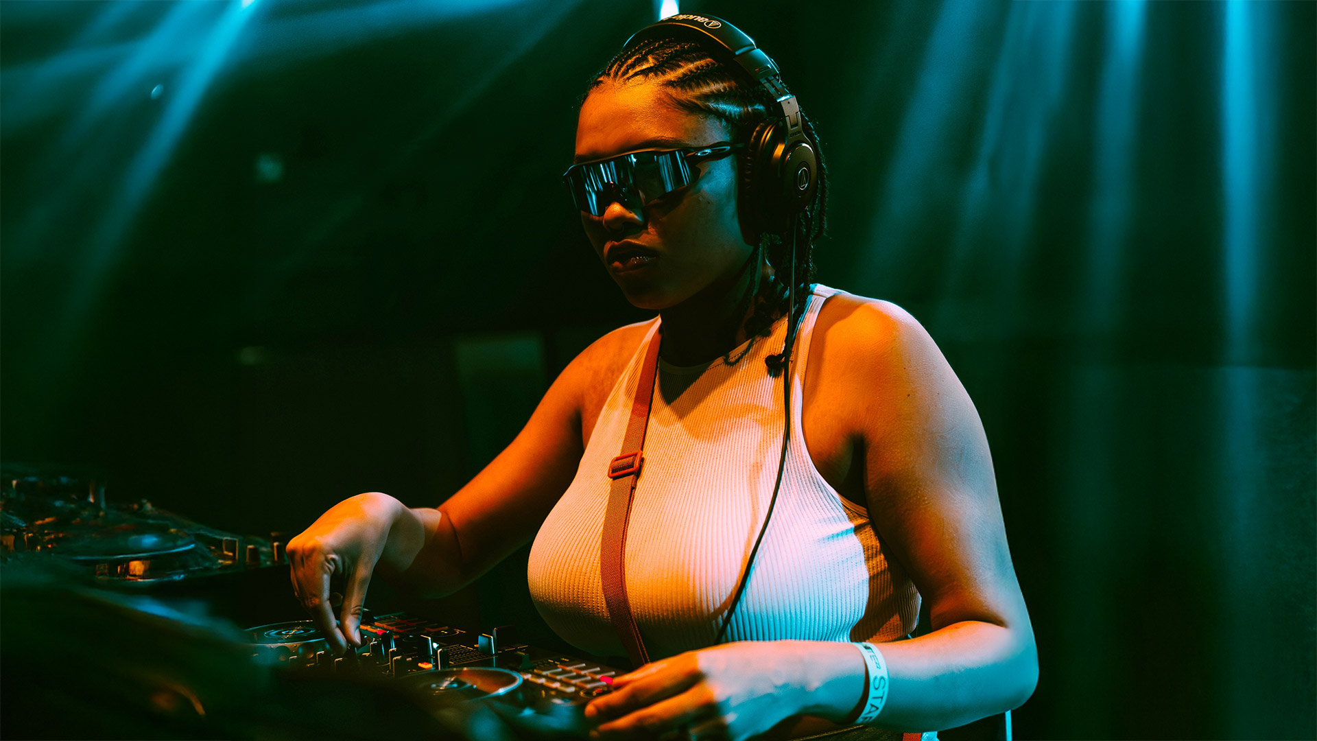 DJ Savani
