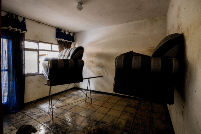 Região Serrana, Rio de Janeiro #13, Janeiro de 2011. 54 x 80 cm.  Obra de Edu Marin. Coleção de Arte Contemporânea / Acervo IMS 