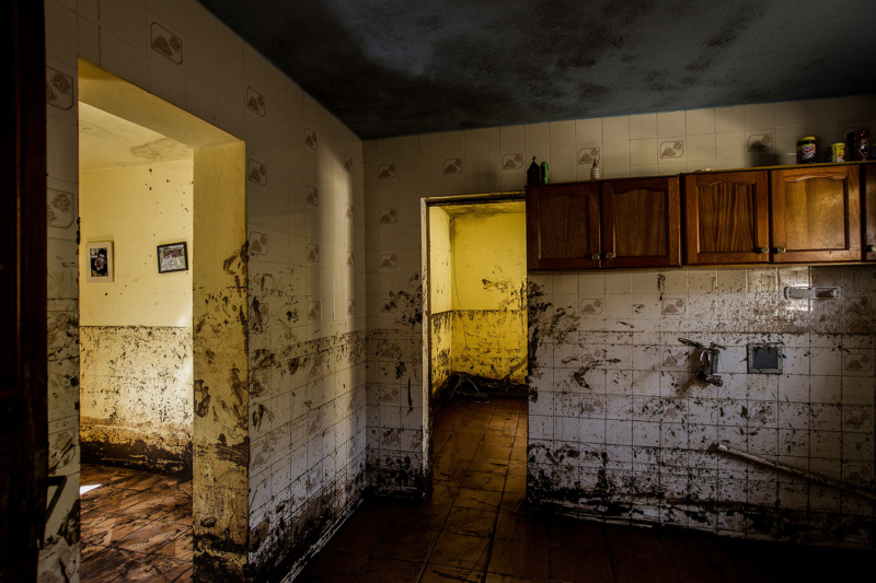 Região Serrana, Rio de Janeiro #24, Janeiro de 2011. 54 x 80 cm.  Obra de Edu Marin. Coleção de Arte Contemporânea / Acervo IMS 