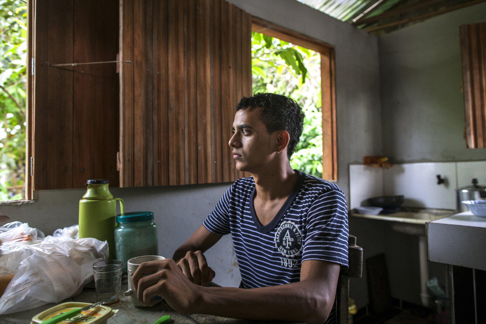 Sem título #4, 2014, da série Offside Brazil. 30 x 42 cm. Foto de André Vieira. Coleção de Arte Contemporânea / Acervo IMS 