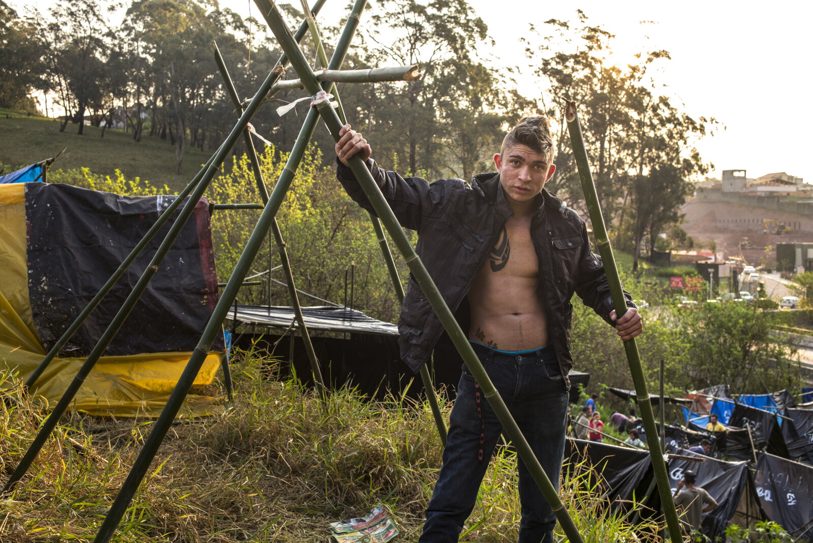 Sem título #5, 2014, da série Offside Brazil. 30 x 42 cm. Foto de André Vieira. Coleção de Arte Contemporânea / Acervo IMS 