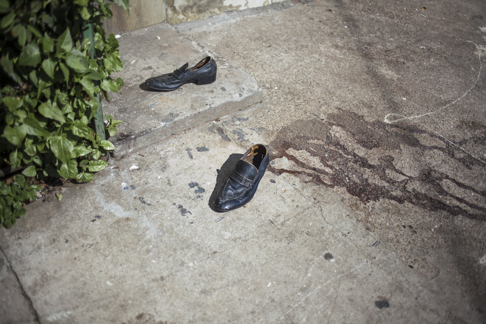 Campos Elíseos, São Paulo, 2014, da série Offside Brazil. 30 x 42 cm. Foto de Breno Rotatori.  Coleção de Arte Contemporânea / Acervo IMS  