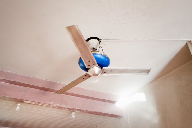 Bom Retiro, São Paulo, 2014, da série Offside Brazil. 30 x 42 cm. Foto de Breno Rotatori. Coleção de Arte Contemporânea / Acervo IMS 