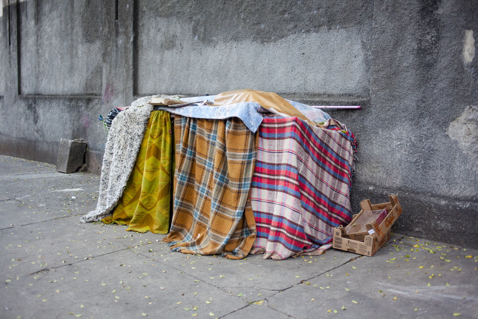 Bom Retiro, São Paulo, 2014, da série Offside Brazil. 30 x 42 cm. Foto de Breno Rotatori. Coleção de Arte Contemporânea / Acervo IMS 