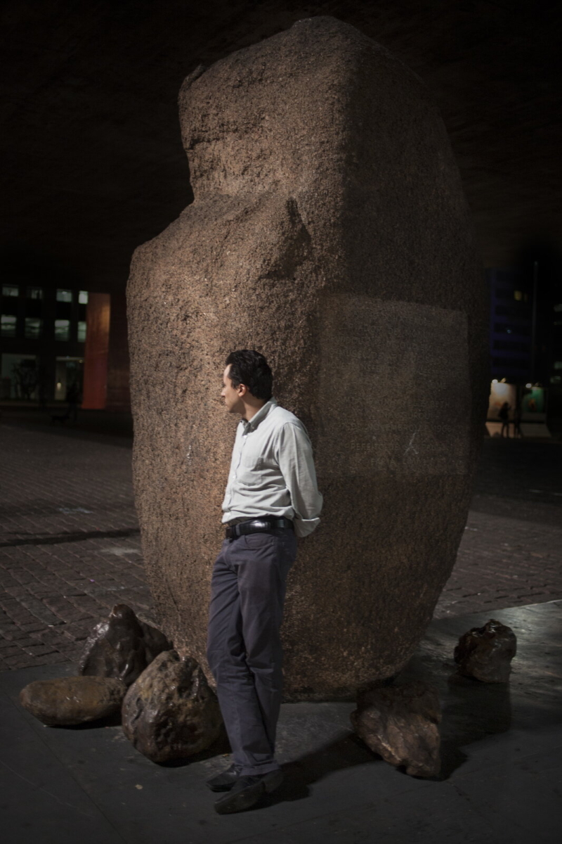  Sem título #2, 2014, da série Offside Brazil. 30 x 42 cm. Foto de Breno Rotatori. Coleção de Arte Contemporânea / Acervo IMS 