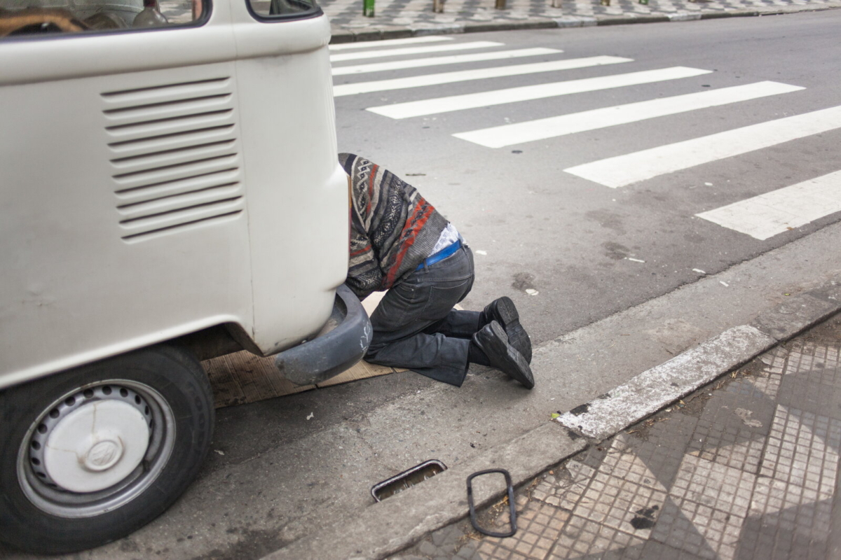 Campos Elíseos, São Paulo, 2014, da série Offside Brazil. 30 x 42 cm. Foto de Breno Rotatori. Coleção de Arte Contemporânea / Acervo IMS  