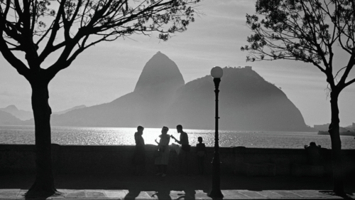 Vista dos morros Pão de Açucar e Urca, 1946. Foto de Thomaz Farkas/ Acervo Instituto Moreira Salles.