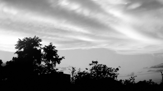 Nuvens, Ch&aacute;cara Arara, Londrina-PR, 1948. Foto de Haruo Ohara/ Acervo Instituto Moreira Salles.