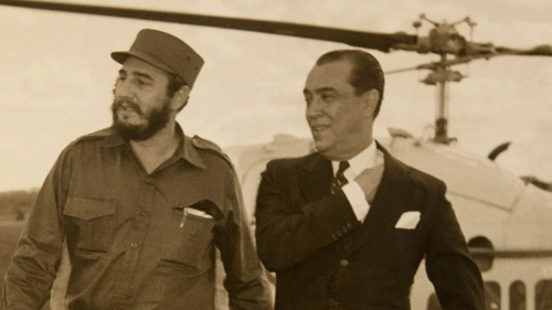 Fidel Castro e Juscelino Kubitschek visitam as obras de Bras&iacute;lia. 851959. Arquivo Di&aacute;rios Associados